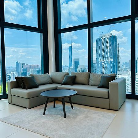 Luxury Suites At Eaton Klcc Kuala Lumpur Exterior photo