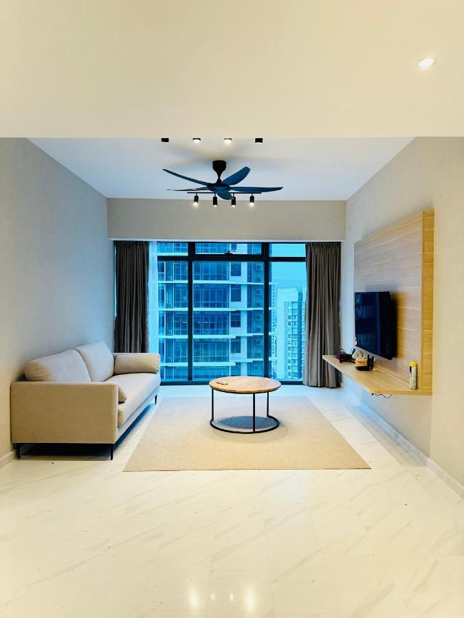 Luxury Suites At Eaton Klcc Kuala Lumpur Exterior photo