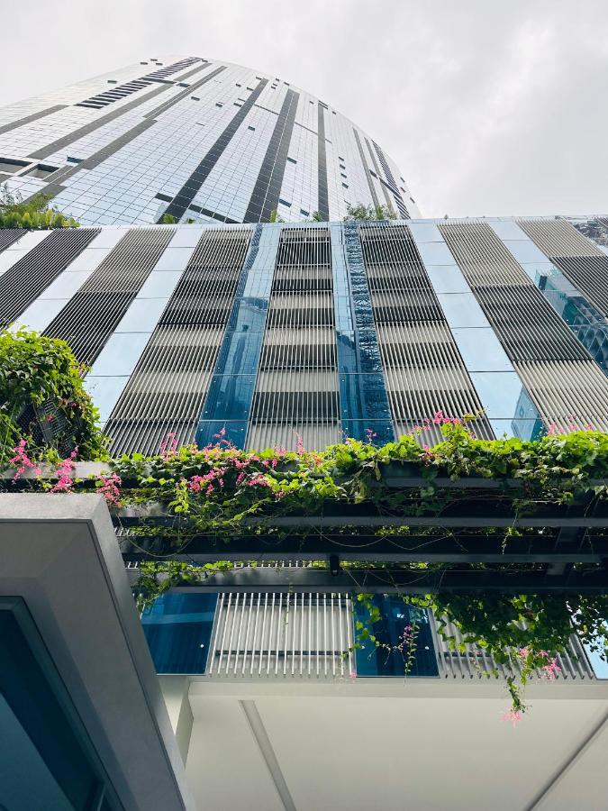 Luxury Suites At Eaton Klcc Kuala Lumpur Exterior photo